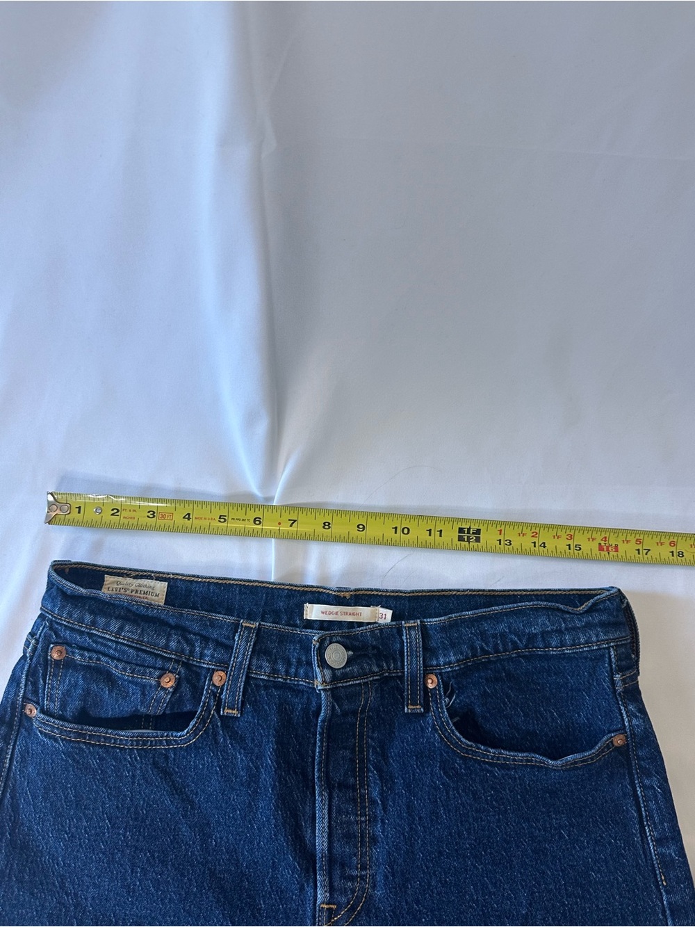 Levi's Wedgie Jeans Womens Blue Button Fly Denim 31/24 - Picture 7 of 9